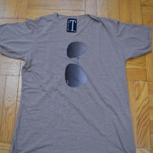 V neck Tee